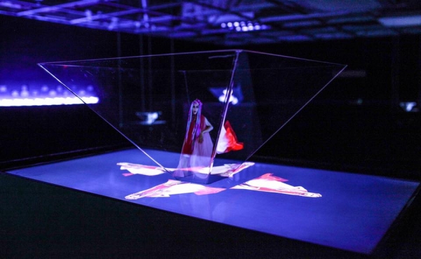 hologram installation by Genevieve Erin O'Brien